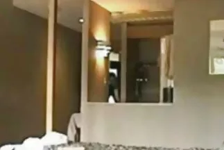 घर सेक्सी मूवी मूवी पर स्तन के लोचदार चुंबन ने इस तथ्य को जन्म दिया कि उसके पति के पास अधिकतम निर्माण था
