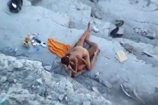 धूम्रपान के बाद नर्स ने उसके स्तन को उजागर किया और एक युवक के सेक्सी मूवी वीडियो पिक्चर मुर्गा पर कूद गया