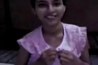 फोटो शूट के दौरान कालातीत विषयों का जवाब खोजने की कोशिश कर सेक्सी मूवी नई वाली रहे युगल