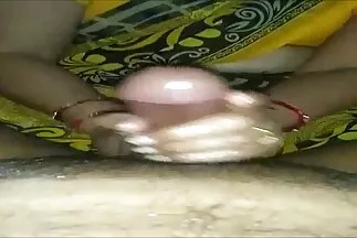 बिल्ली और मुंह फुल सेक्सी हिंदी फिल्म में अफ्रीकी पुरुषों के साथ भंगुर गोरा कमिंग