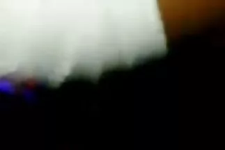 युवा लड़के के साथ श्यामला माँ सेक्सी फिल्म मूवी वीडियो चुंबन के बाद झील में और धूम्रपान