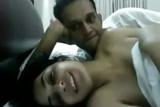 बाथरूम में, प्रेमियों ने अपने घर को एक वीडियो कैमरा पर रिकॉर्ड करने का फैसला किया सेक्सी फिल्म फुल मूवी