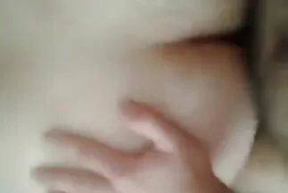 छूत बिल्ली युवा सुनहरे बालों वाली, दाढ़ी वाले पुरुष उसे सेक्सी मूवी एचडी मूवी मुर्गा पर डालता है