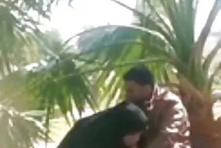 लड़के ने कर्ज के कारण एक रूसी हिंदी सेक्सी मूवी एचडी फुल लड़की को एक दोस्त के नीचे रखा