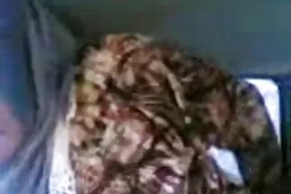 एक जवान आदमी अपनी प्रेमिका को एक महान बकवास सेक्सी फिल्म सेक्सी फिल्म फुल मूवी देता है ।