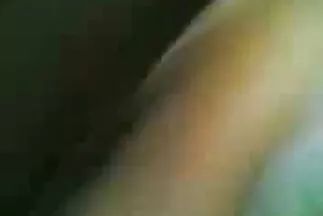 एक काले बालों वाली लड़की ने शर्ट पहन ली, अपनी पैंटी उतार हिंदी मूवी का सेक्सी वीडियो दी और एक आदमी के लिंग पर बैठ गई